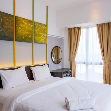 טנגרנג Elegant 2Br Apartment At M-Town Signature Near Shopping Mall By Travelio מראה חיצוני תמונה