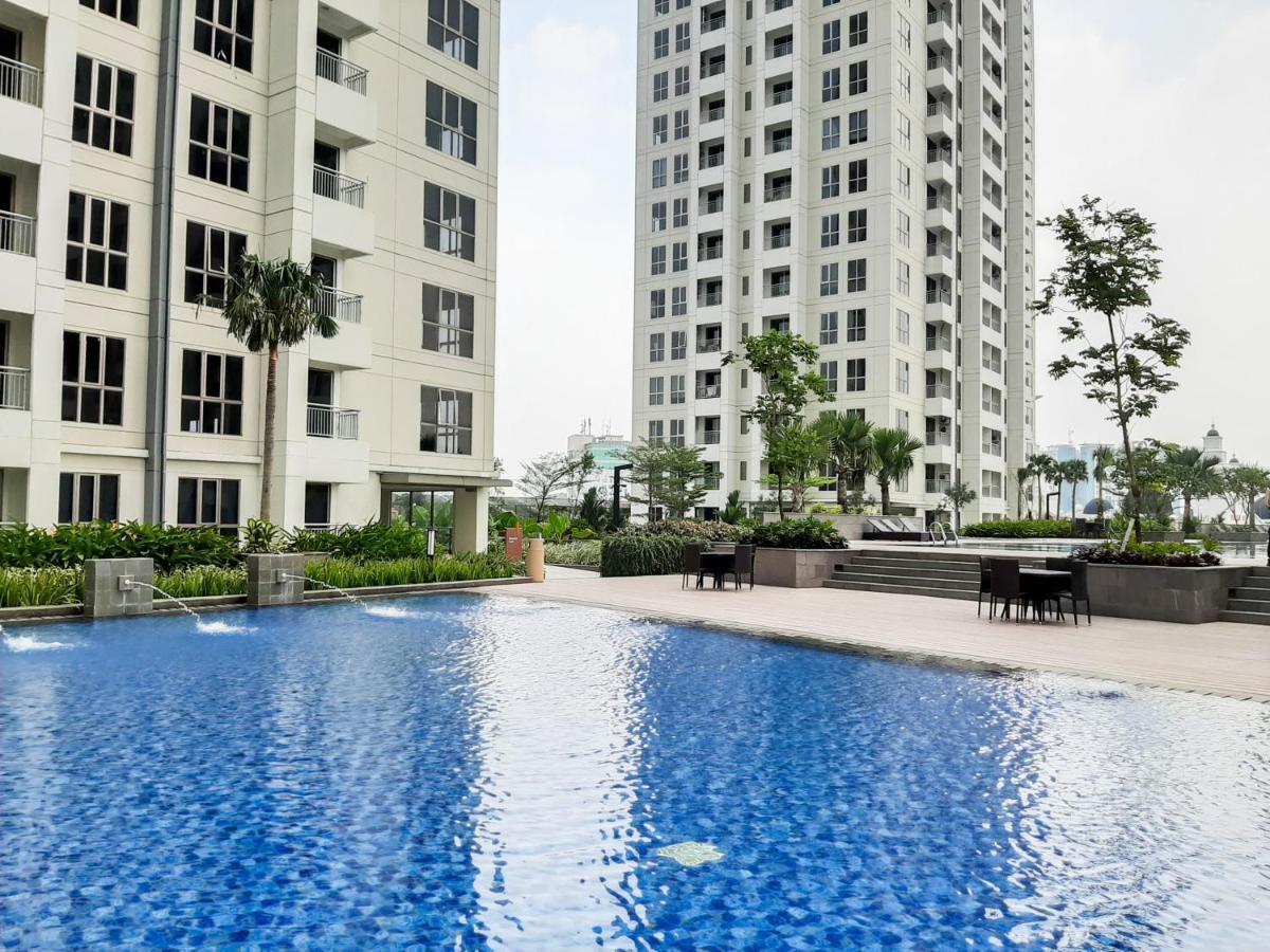 טנגרנג Elegant 2Br Apartment At M-Town Signature Near Shopping Mall By Travelio מראה חיצוני תמונה