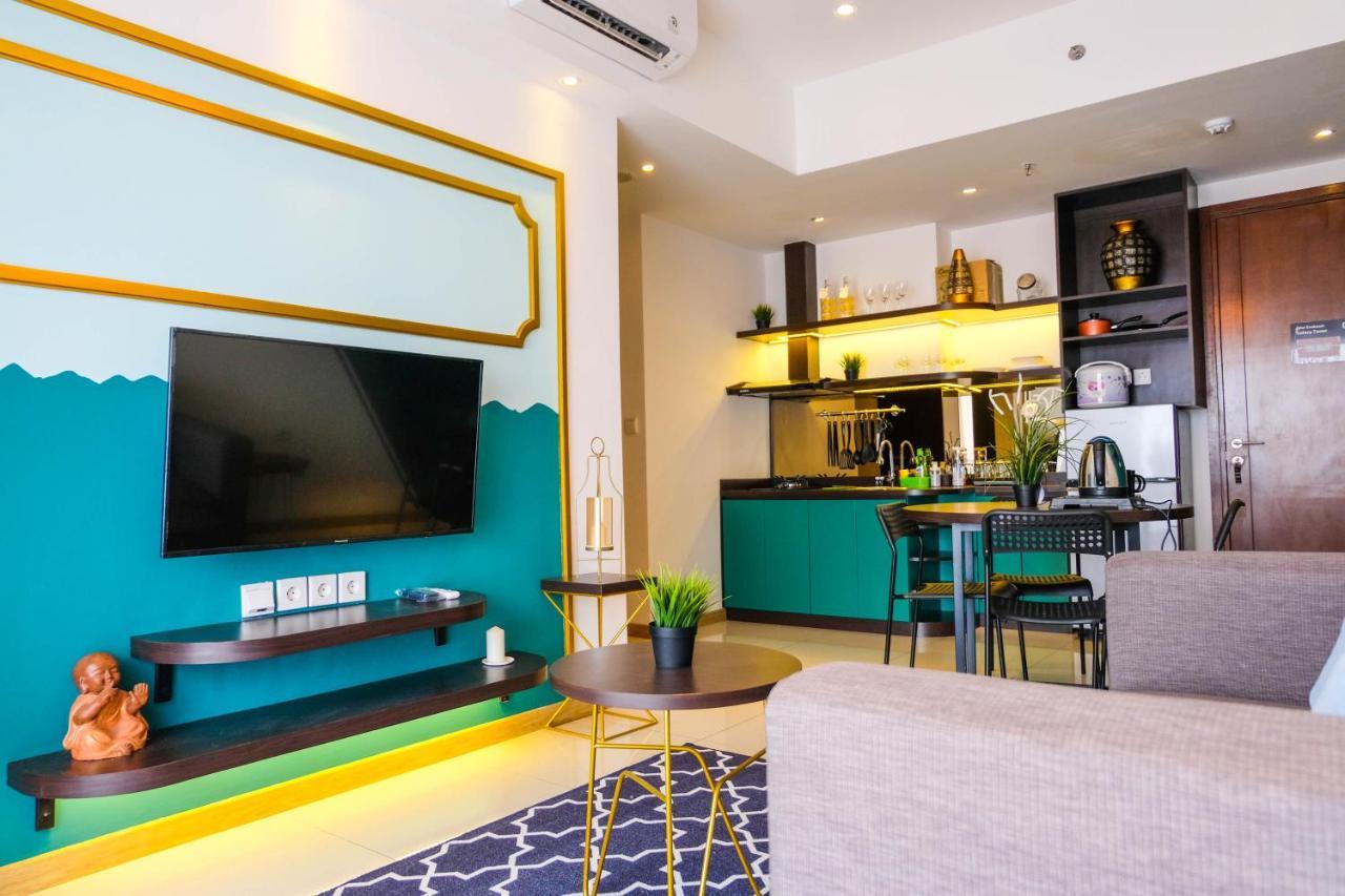 טנגרנג Elegant 2Br Apartment At M-Town Signature Near Shopping Mall By Travelio מראה חיצוני תמונה