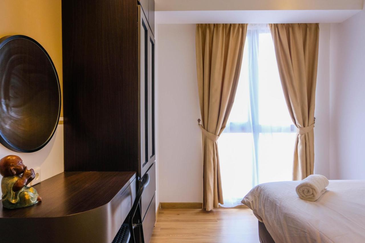 טנגרנג Elegant 2Br Apartment At M-Town Signature Near Shopping Mall By Travelio מראה חיצוני תמונה